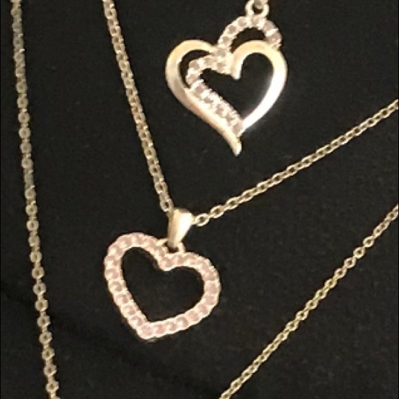 Silver Floating Heart Necklaces / Set of 3 / Unmarked / Coming from Estate Sale - Picture 4 of 5